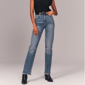 Abercrombie | Ultra High Rise Straight Jean